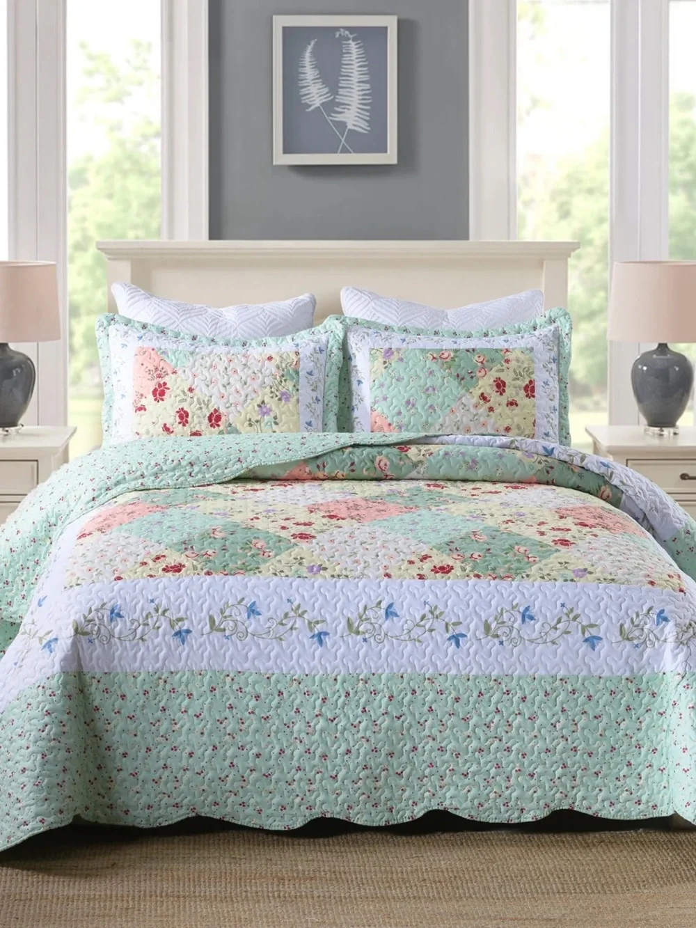 Floral Patchwork king 3 piece Quilt Set - Mint Green